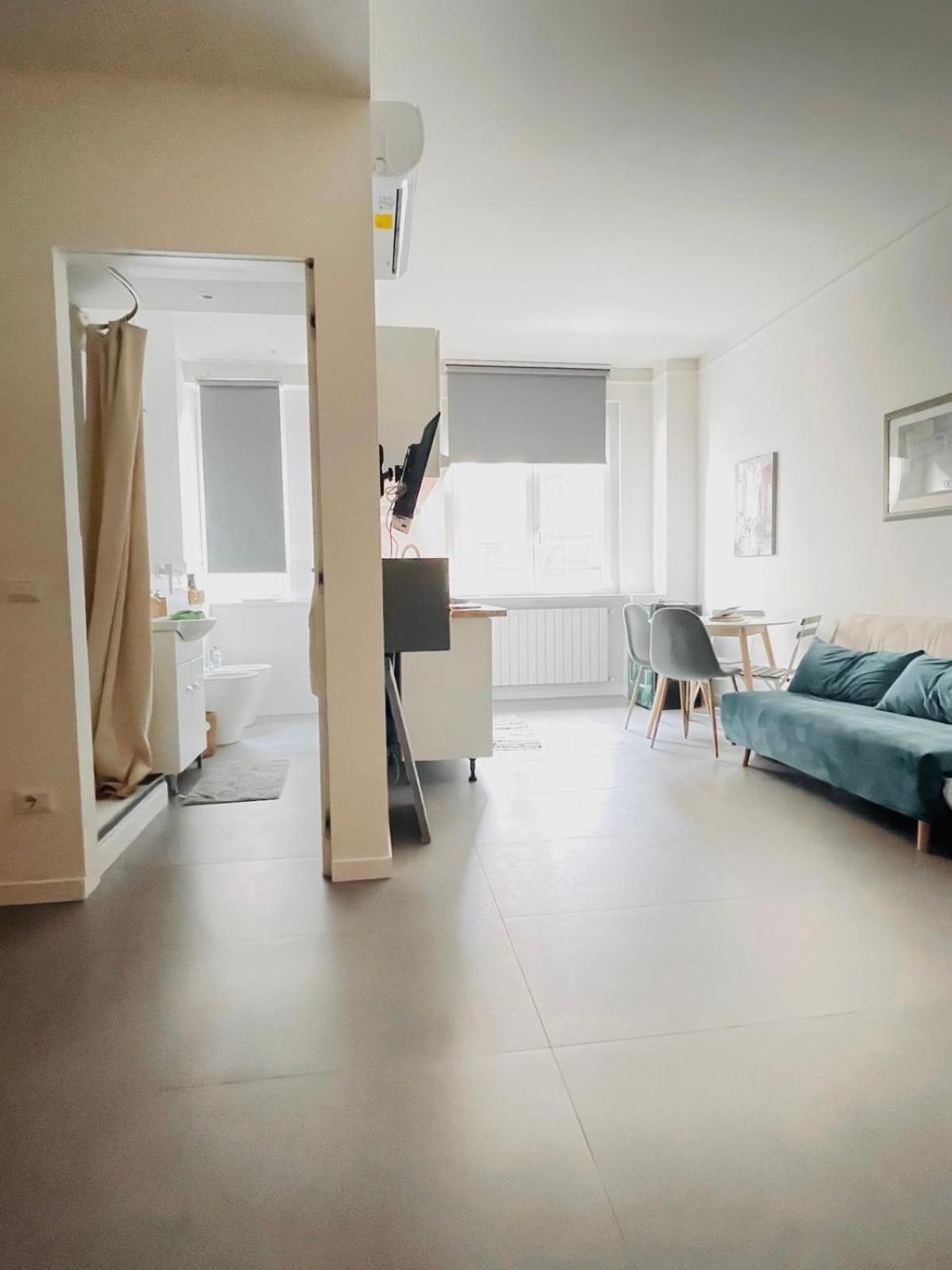 Rainbow Studio Flat- Monolocale Luminoso Милано Екстериор снимка
